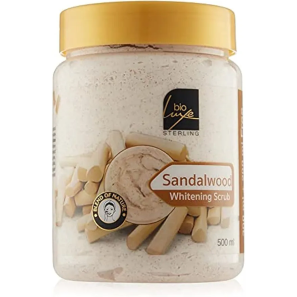 بايو لوكس | مقشر لتفتيح البشرة بخشب الصندل للجنسين | 500مل